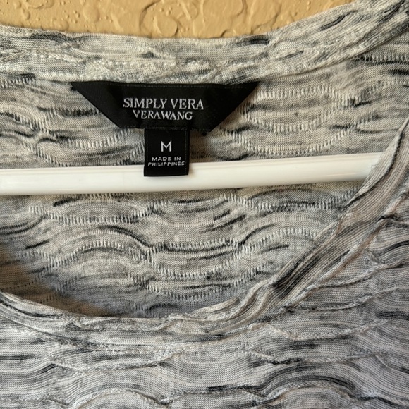 Simply Vera Vera Wang Gray Scoop Neck 3/4 Sleeve Blouse - Picture 2 of 6